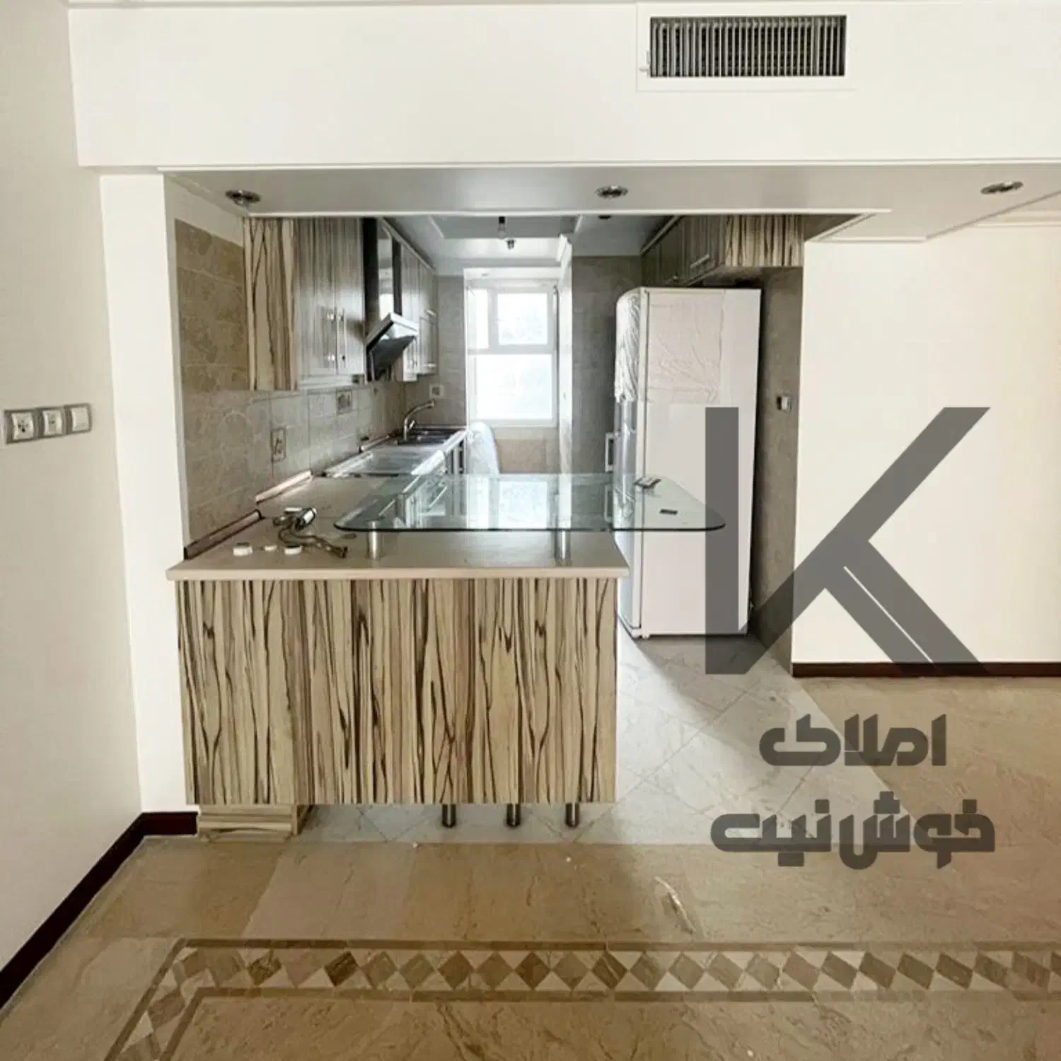۱۱۵متر۳خواب _ ۲پارکینگ سندی