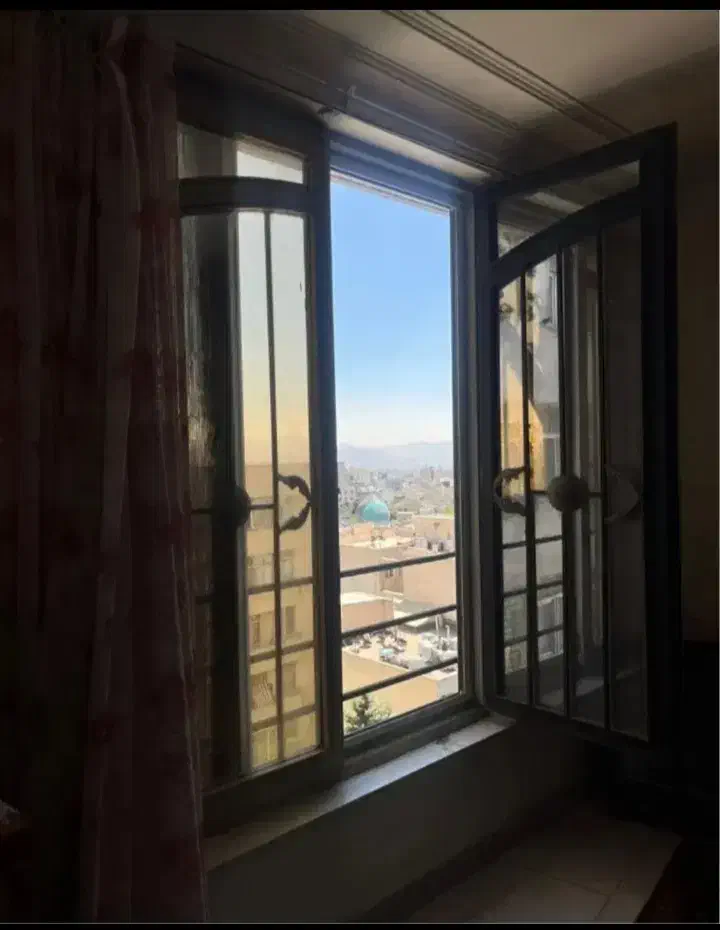 40 متر . منطقه دنج ظفر . تکواحدی