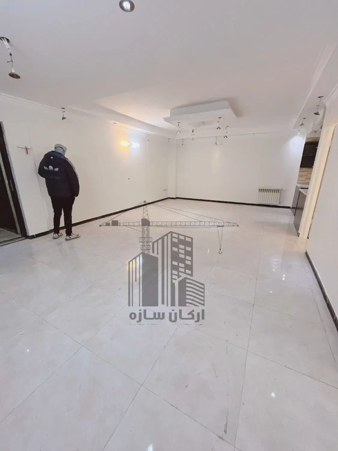 آپارتمان 100متر_فول امکانات_تمیز و مرتب_مترو و brt