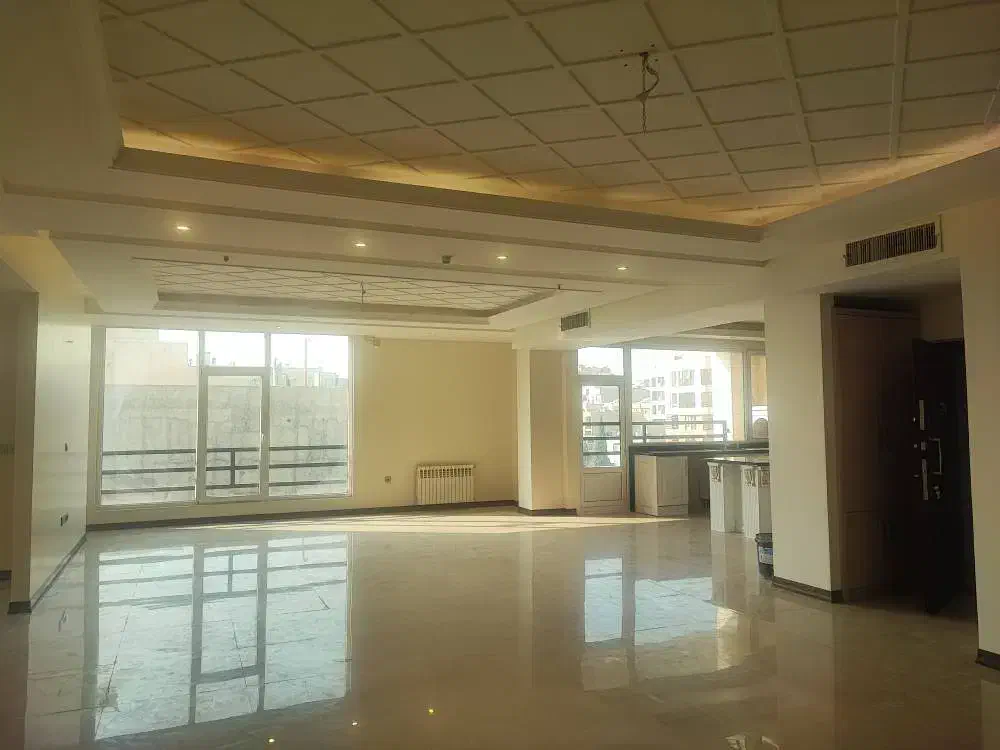 ۱۸۰ متر - ۳ خواب -۲ پارکینگ ـ تکواحدی