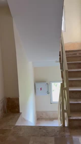 واحد ۱۱۰متر_فول امکانات_طبقه دوم_لوکیشن عالی
