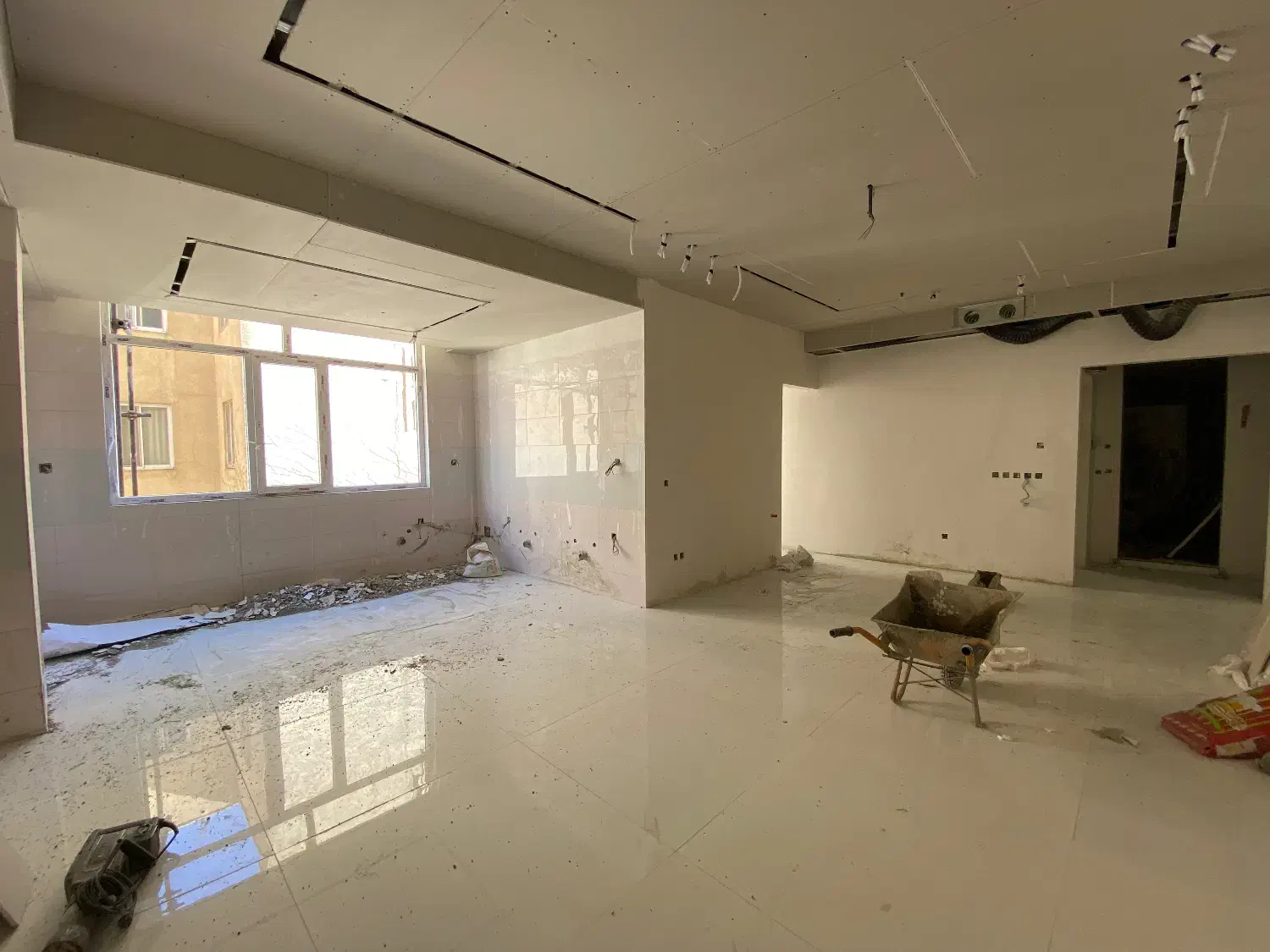 فروش آپارتمان _ ۸۷ متری_ دوخواب _ اشراقی