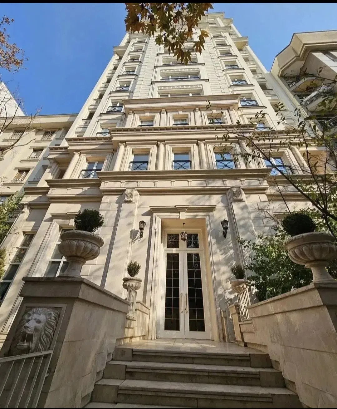 کاخ آپارتمان_۱۹۰متر۳خواب مستر_تراس قابل چیدمان