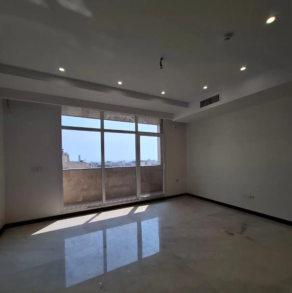 اجاره امیرآباد کردستان ۱۱۲ متر آفتابگیر ۲ خواب