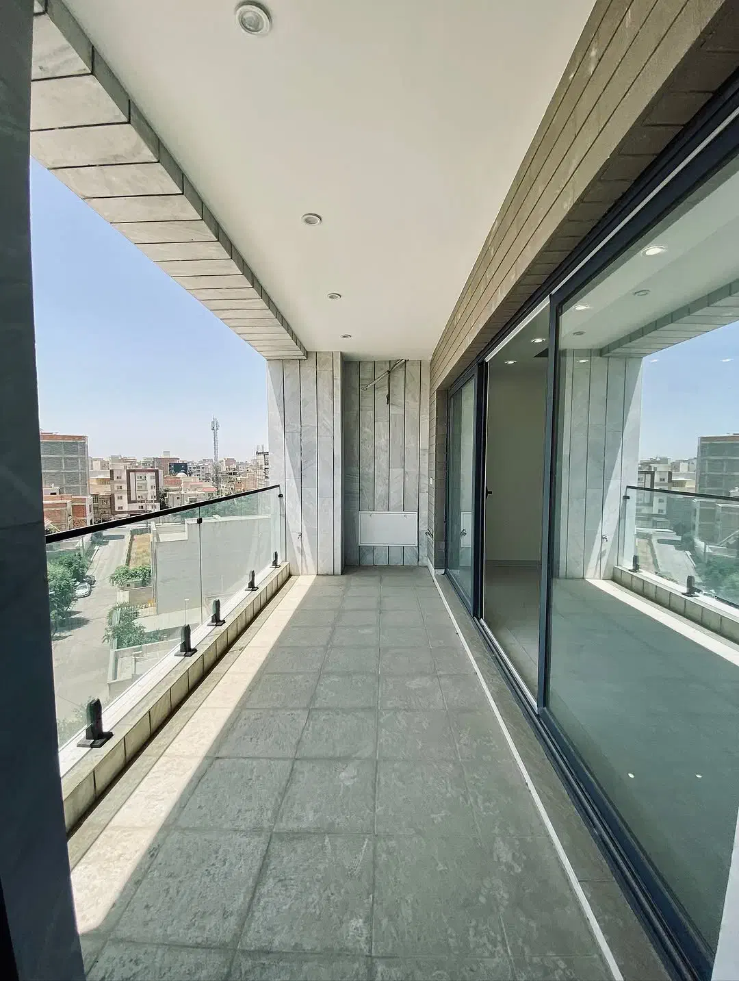 ۷۳ متری _ فول امکانات _تاپ لوکیشن_ گذر پهن_ سلسبیل