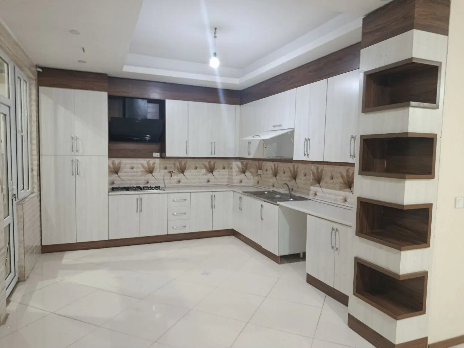 اپاراتمان ۱۶۰ متری_ملاصدرا غربی