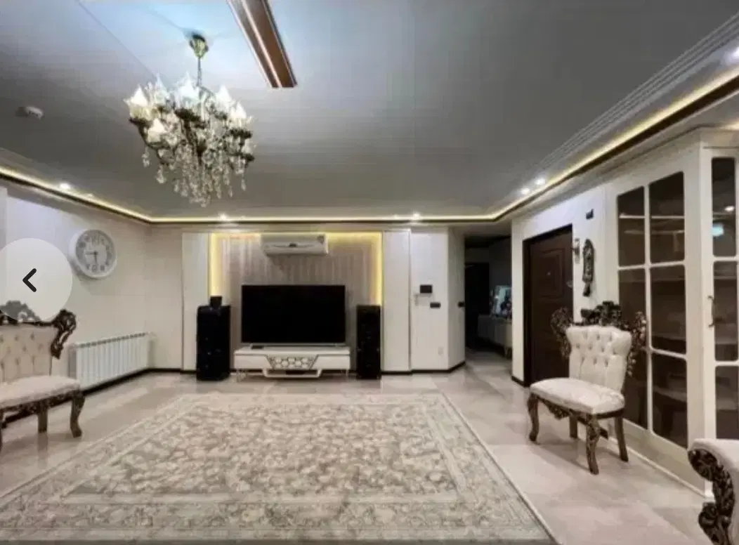 ۸۳ متری_ تختی_ بازسازی شده