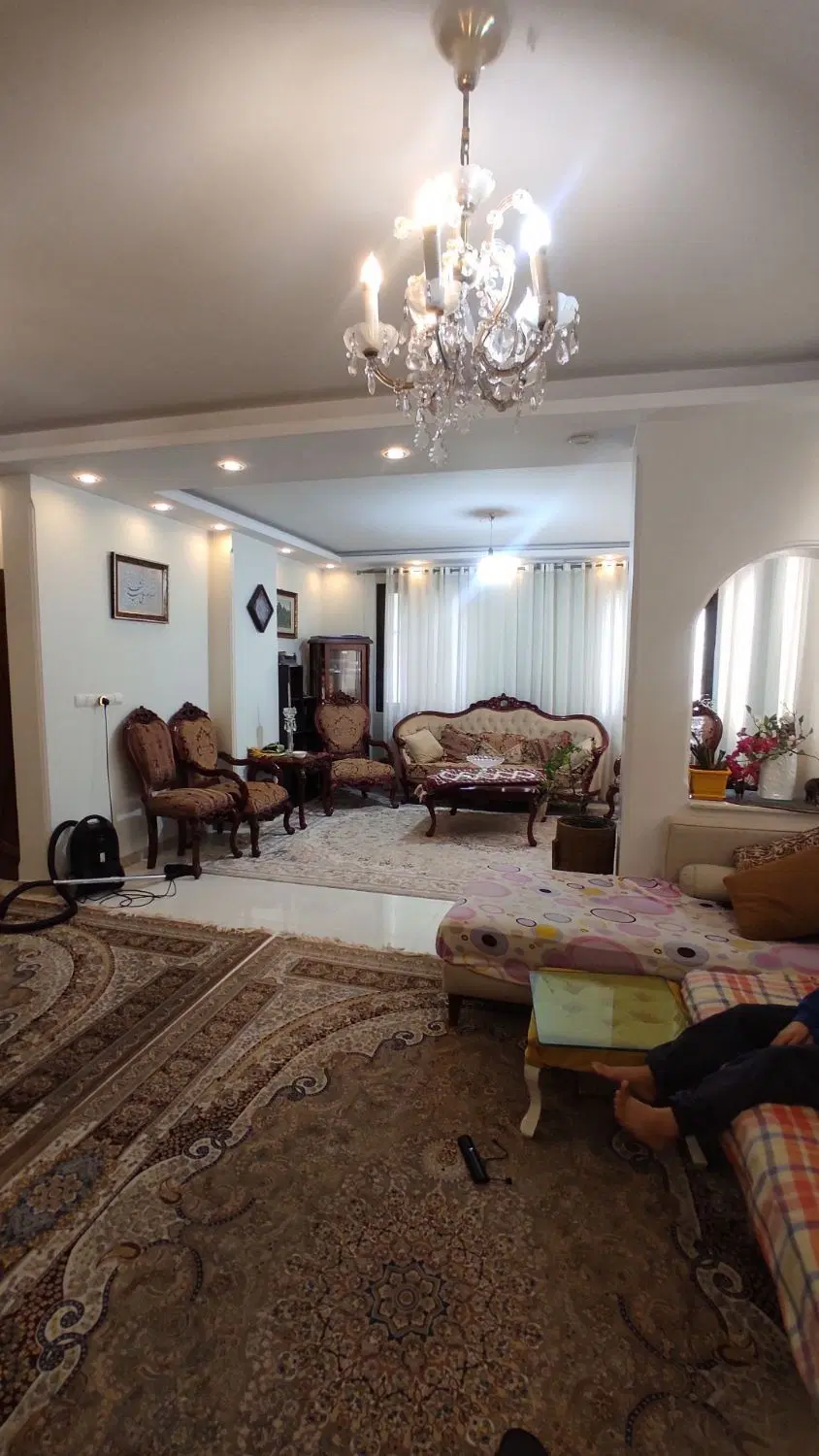 ۱۴۰ متر_ ۳ خواب _ تکواحدی _ لوکیشن عالی