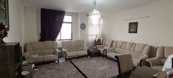 آپارتمان ۱۰۵ متری دو خوابه با پارکینگ و انباری