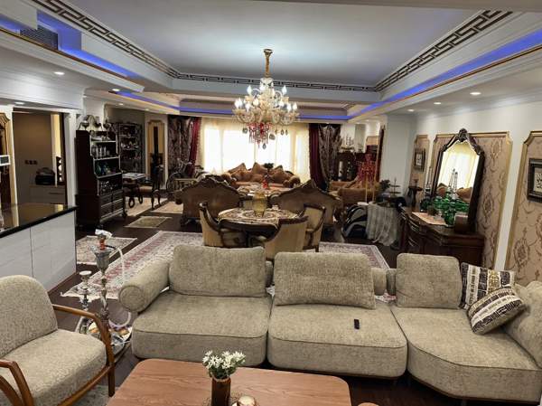 پل رومی 210 متر سه خواب ، ۲ مستر