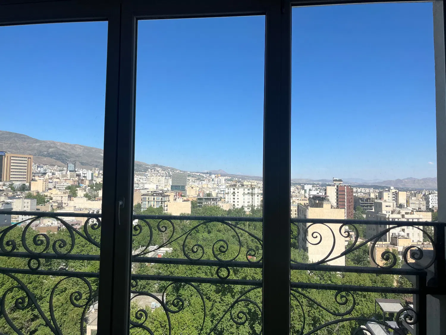 محمودیه۱۸۲ متر ۳ خواب