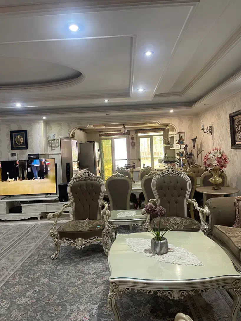 جنت اباد مرکزی ۱۱۷متر سه خواب تکواحد