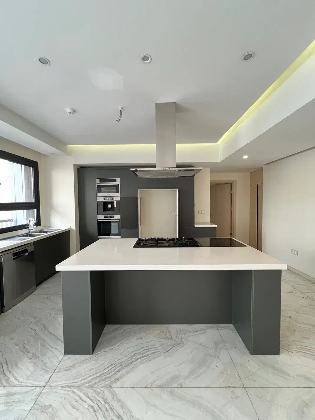 به قیمت ترین آپارتمان فرشته(تاپ لوکیشن)