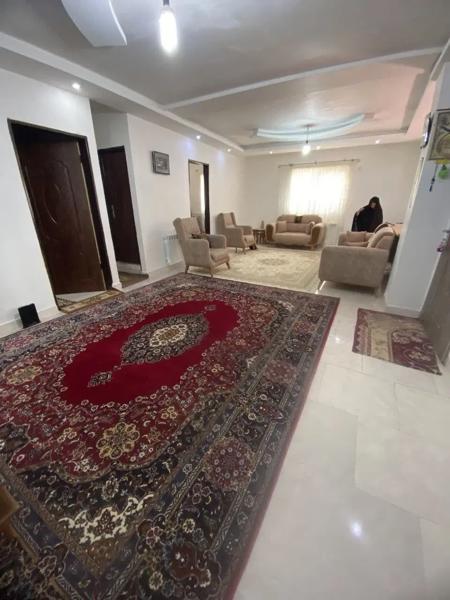 آپارتمان شیک دو خواب آسانسور پارکینگ بدون مزاحم