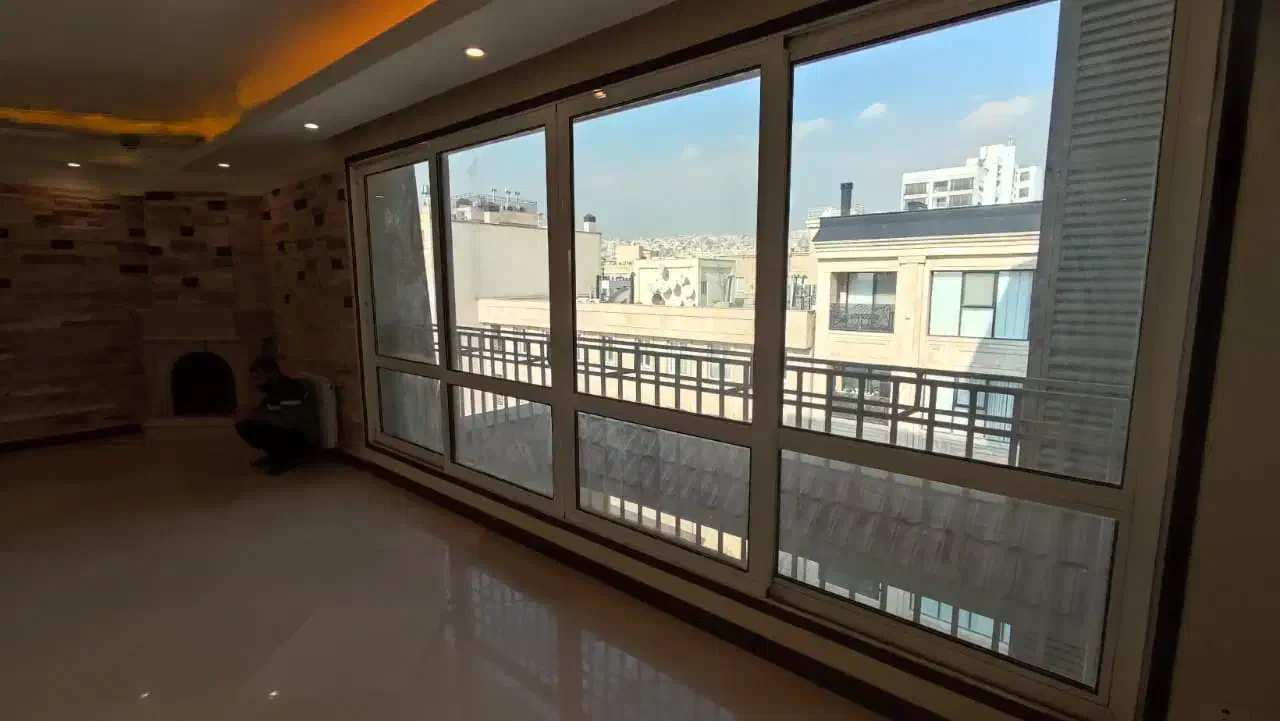 اپارتمان ۱۳۵ متر نوساز _ ۲ پارکینگ _ پاسداران دولت