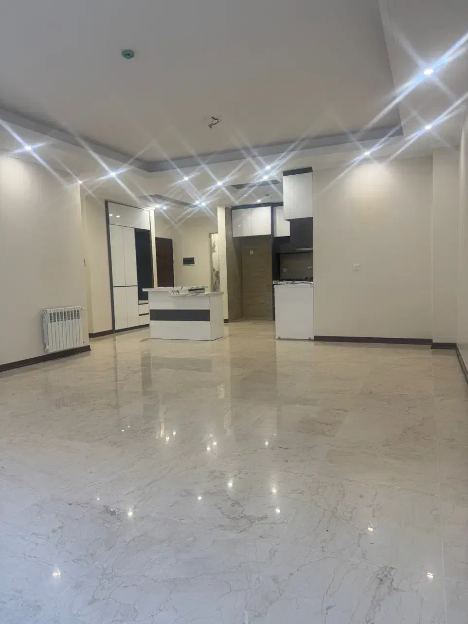 ۱۱۰متر ۲ خواب اشرفی حوالی حکیم خیابان مختاری