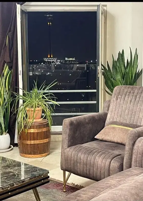 ۱۴۵ متر طبقه ۱۲ شیخ بهایی شمالی ونک