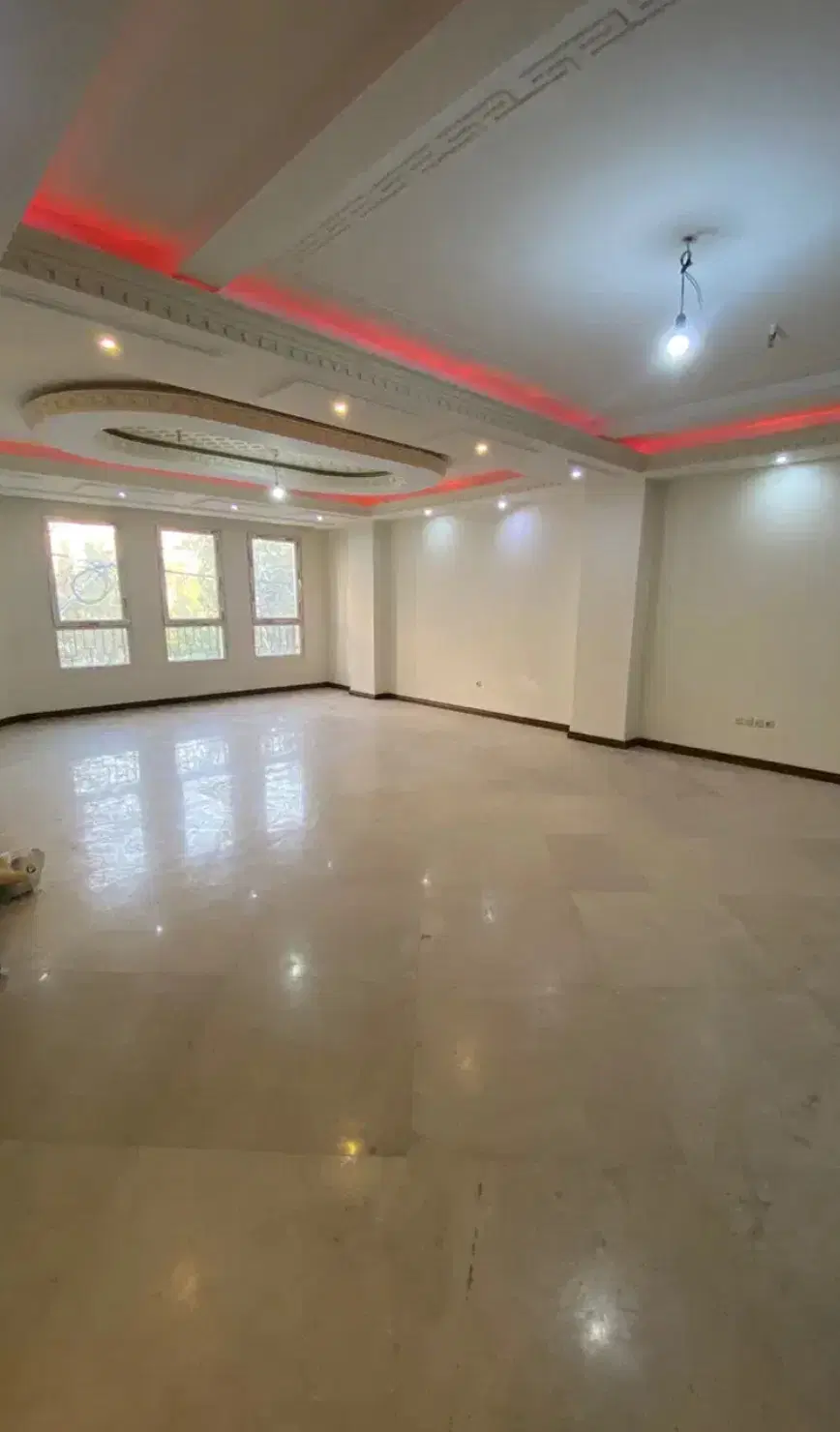 ۱۲۲ متر سه خواب_میدان بهشتی_فرعی دنج