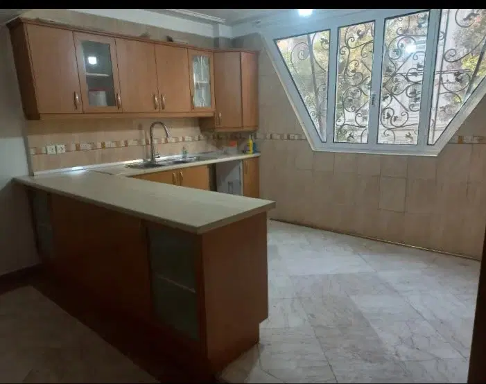 ۳خواب فول امکانات، ۴طبقه تک واحدی