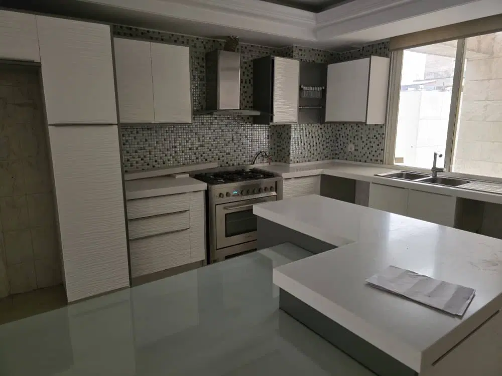 فروش آپارتمان 87 متر خوش نقشه پاسداران گلستان