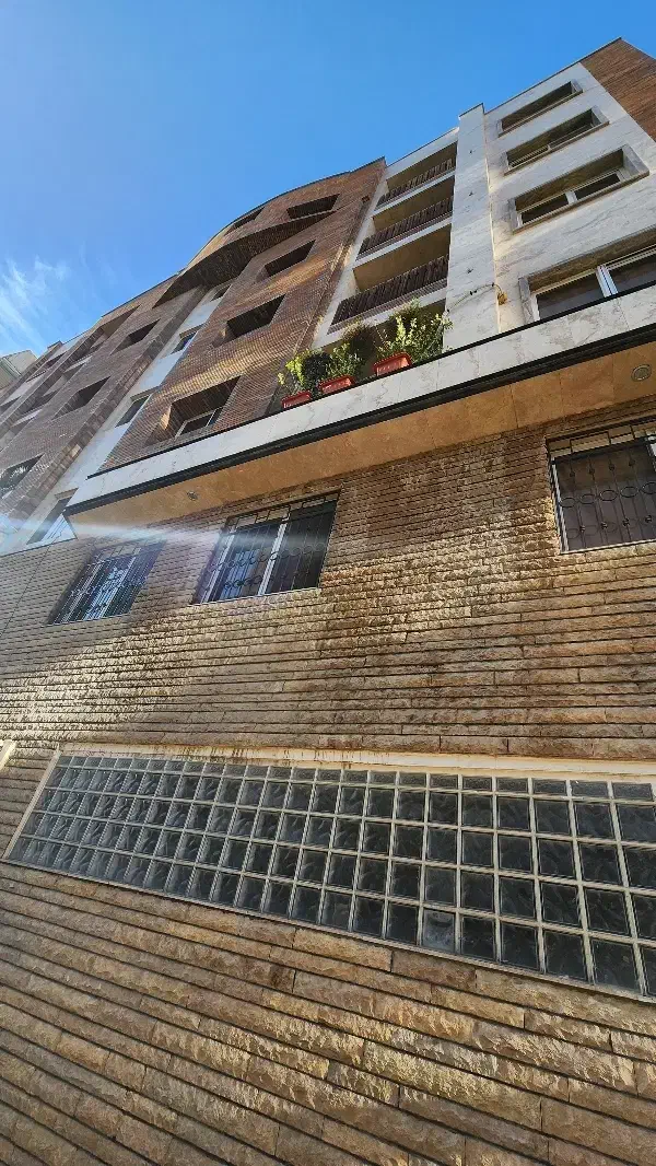 ۱۰۰ متر_ ساقدوش_بنی فاطمه_بالکن_لابی