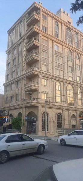 اپارتمان ۱۸۰ متری سه راه برق ،فول امکانات،تکمیل