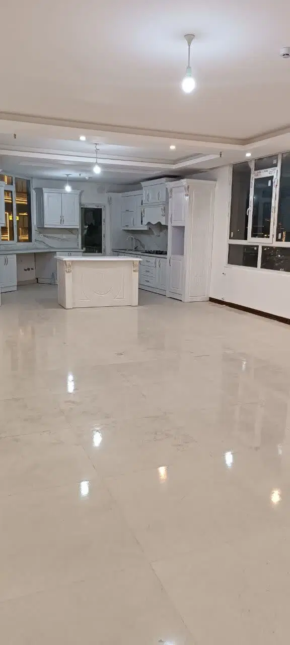 ۱۲۵ متری ، اقدسیه،  سه نبش