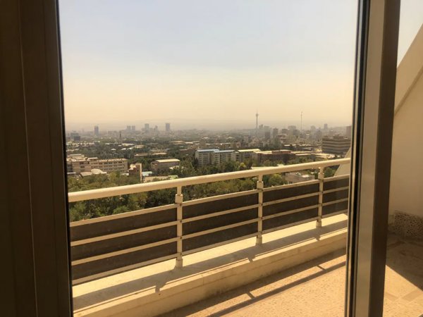 ولنجک پنت هاوس ۳۰۰ متری ویو ابدی