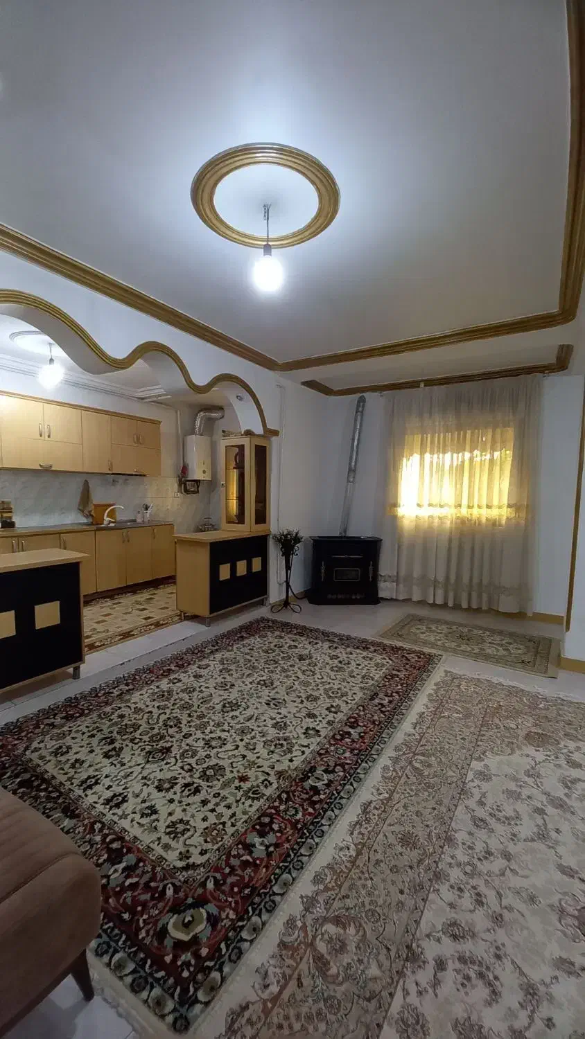 آپارتمان ۹۰ متری آسانسوردار مرکز شهر