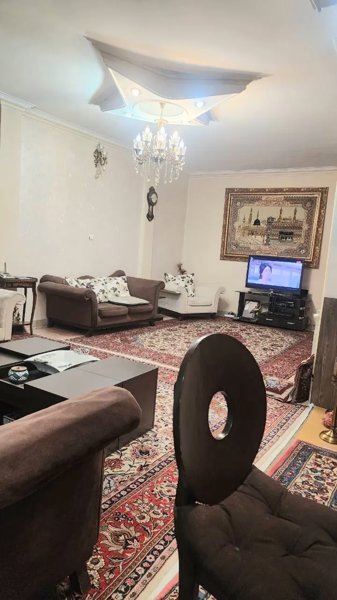 80متر،2خواب_طبقه اول ، پارکینگ دار_ تک واحدی