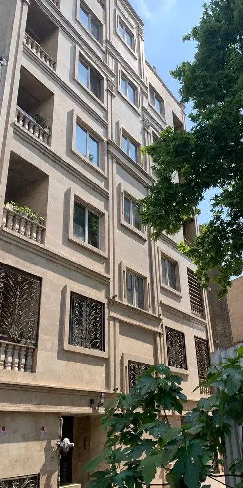 121 متر فاطمی گلها _ فول امکانات _ط دوم