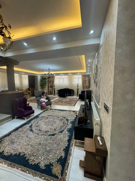 120متر نصبیات لوکس بر ۱۲ متری آذری