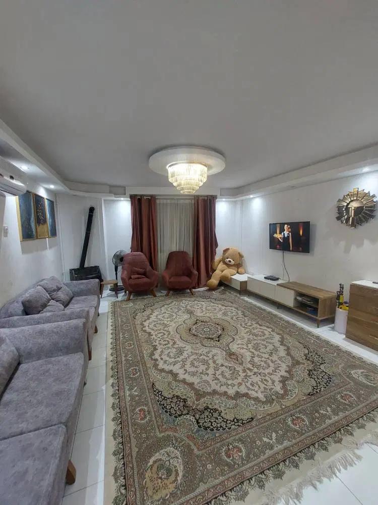 بر خیابان دفاع _ انصاری