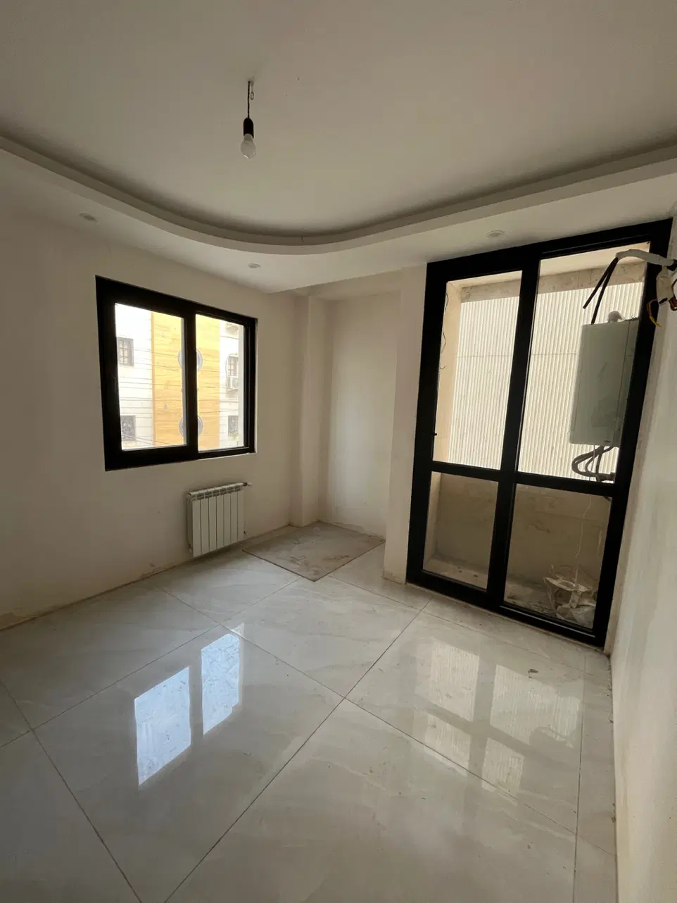اپارتمان  دو خواب در خیابان ۹۸