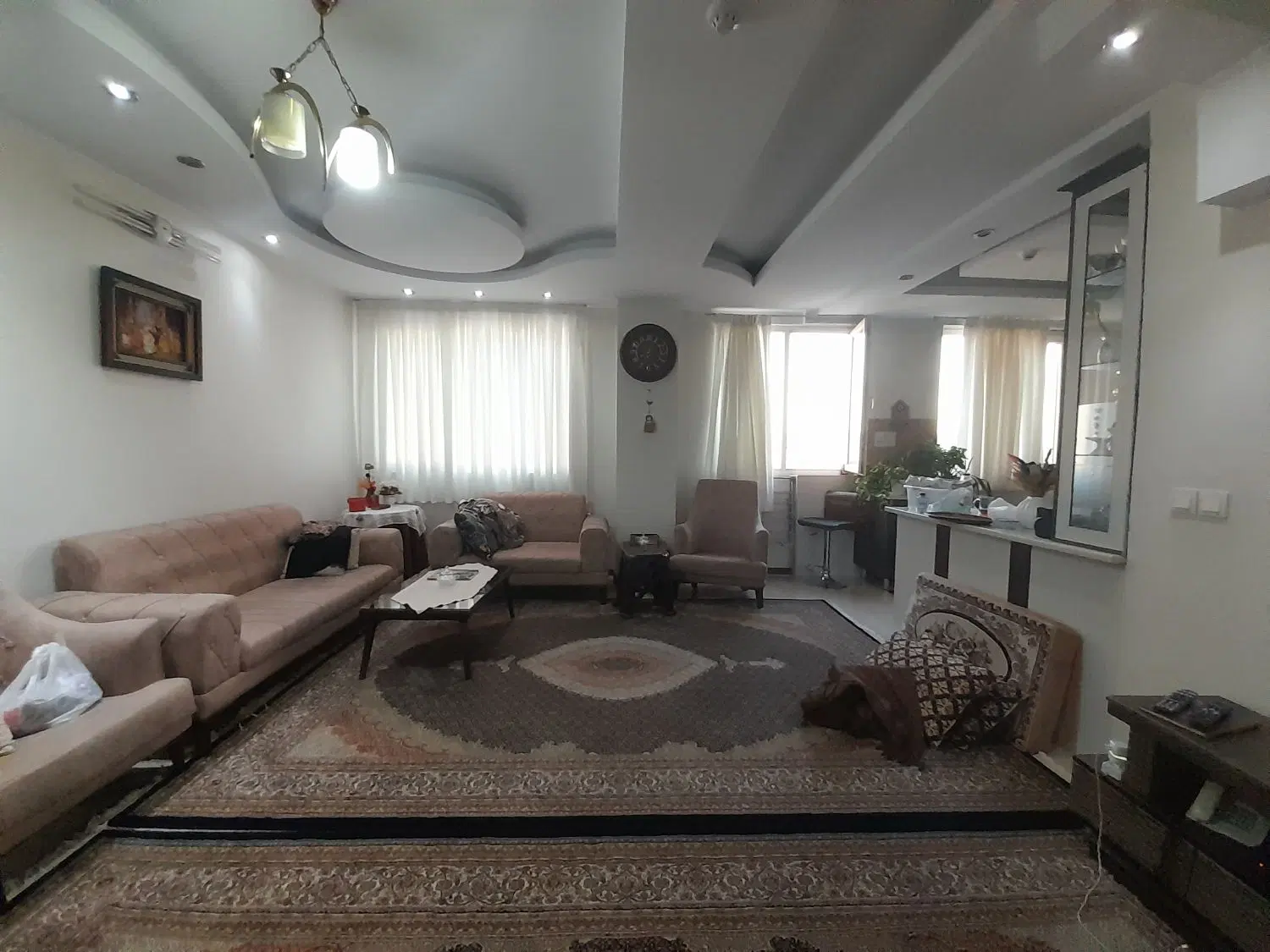 ۶۲ متر  _  آکواریوم نور _  ویو ابدی  _ در دامپزشکی