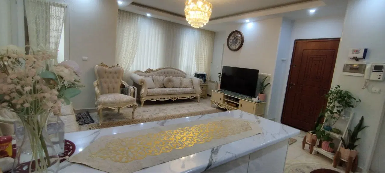 ۵۴ متر تک خواب بر آزادی