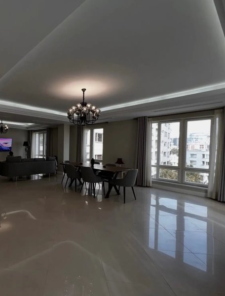 ۱۶۰ متر نیاوران _ ۲ پارکینگ سندی_ تک واحدی