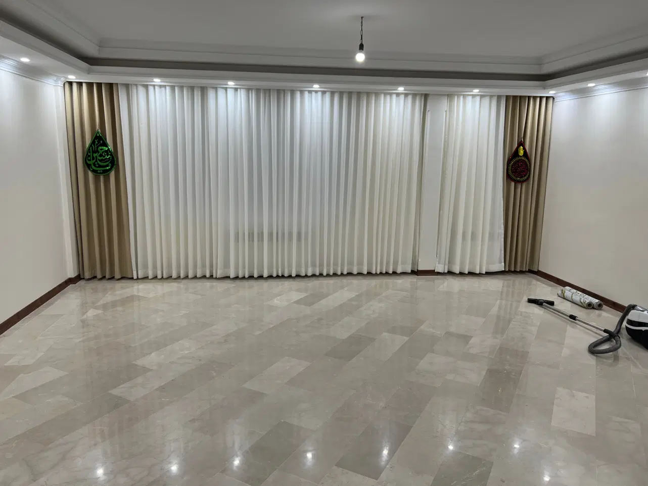 آپارتمان ۱۶۰متری‌ سه خوابه پرستار
