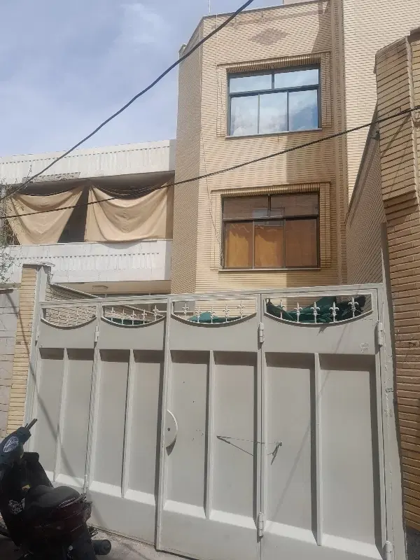 رهن کامل اپارتمان دربست (درب اختصاصی ) بر فروغی