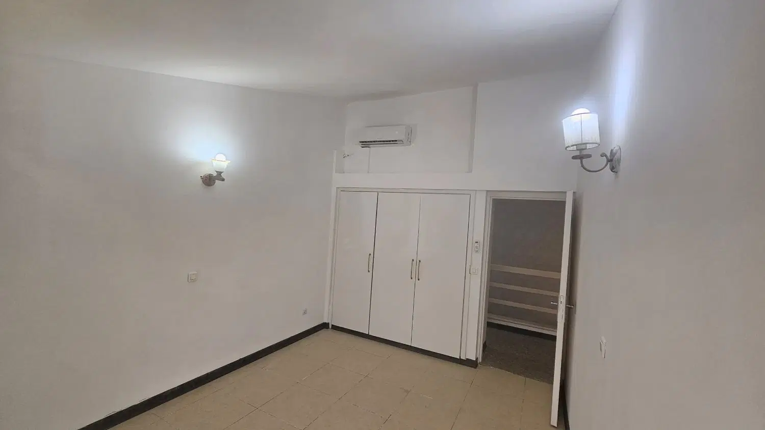 ارگ مرجان 120متر دوبلکس 3خواب رهن.توفیق