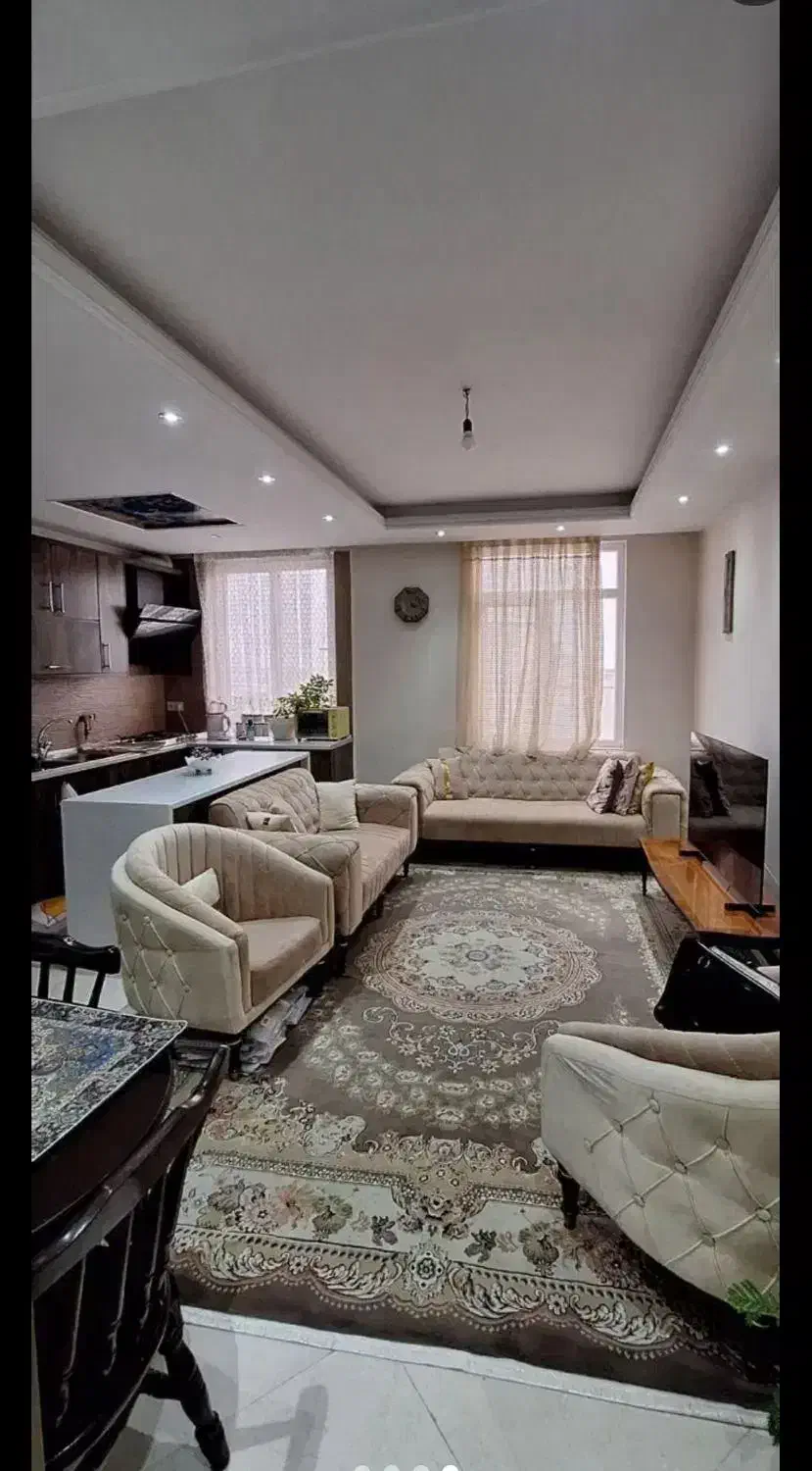 فروش آپارتمان ۵۱ متری غرق نور