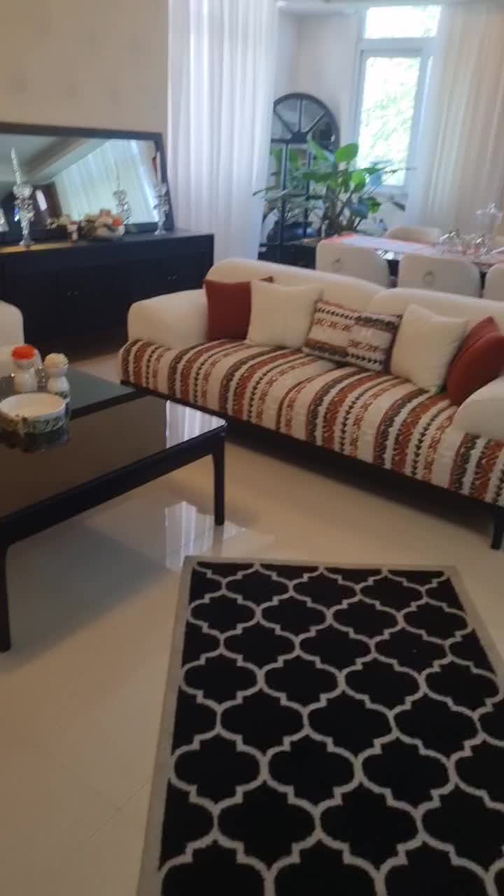 دبستان ،۱۰۰ متری،۲ خوابه،طبقه ۱