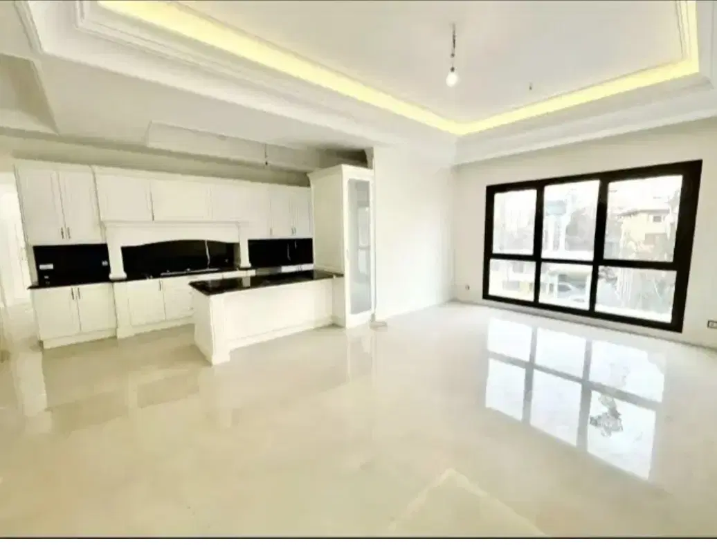 ۱۱۱ متر نوساز__تاپ لوکیشن__مناسب سرمایه‌گذاری