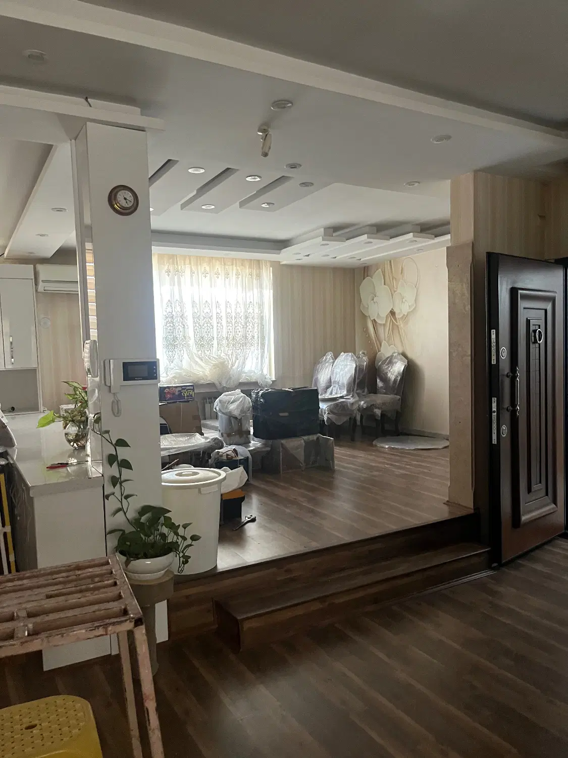 ۱۵۷متری_بسیار خوش نقشه_تمیز_تک واحدی