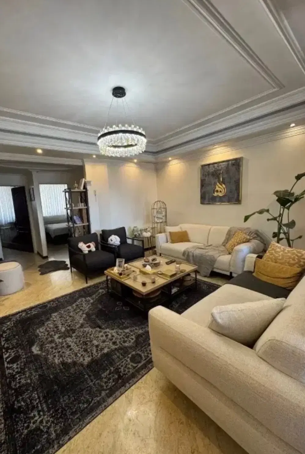 ۸۳متر _دیزاین شده _فول امکانات _تاپ لوکیشن
