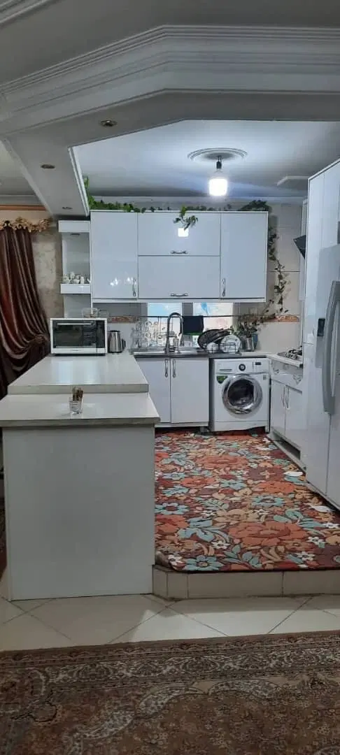 آپارتمان ۹۵ متری فول امکانات خ مداح