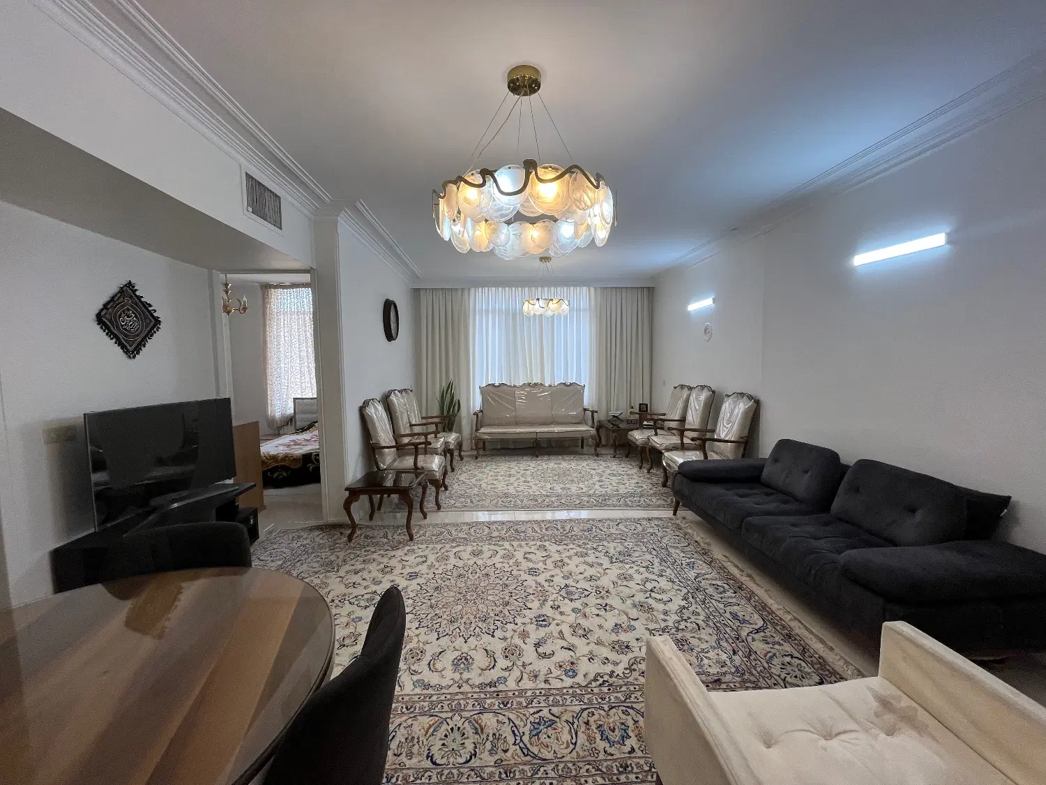 اجاره واحد ۷۲ متری
