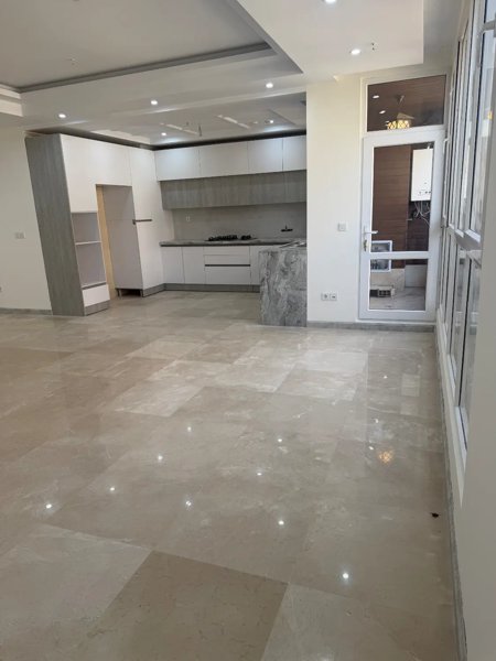 105متر_۴ساله_تاپ لوکیشن_کم واحد_نفت