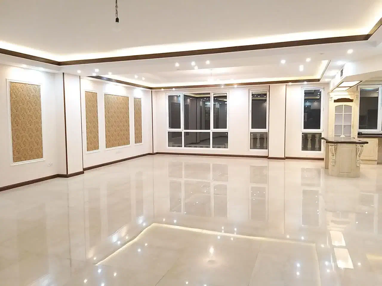 ۱۳۰متر ۳خوابه دیدنی بهترین لوکیشن جنت آبادجنوبی