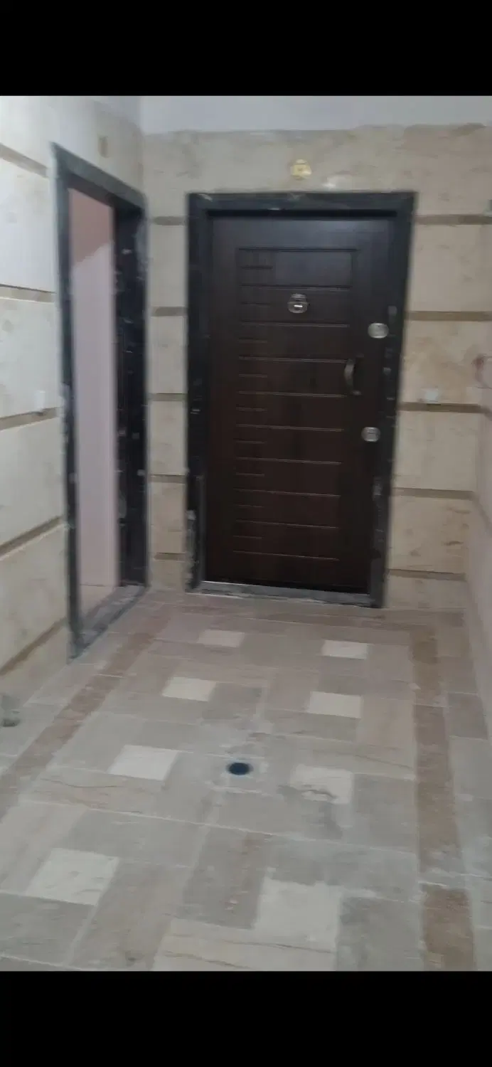 واحد ۸۵ متری آرمان کرمانی